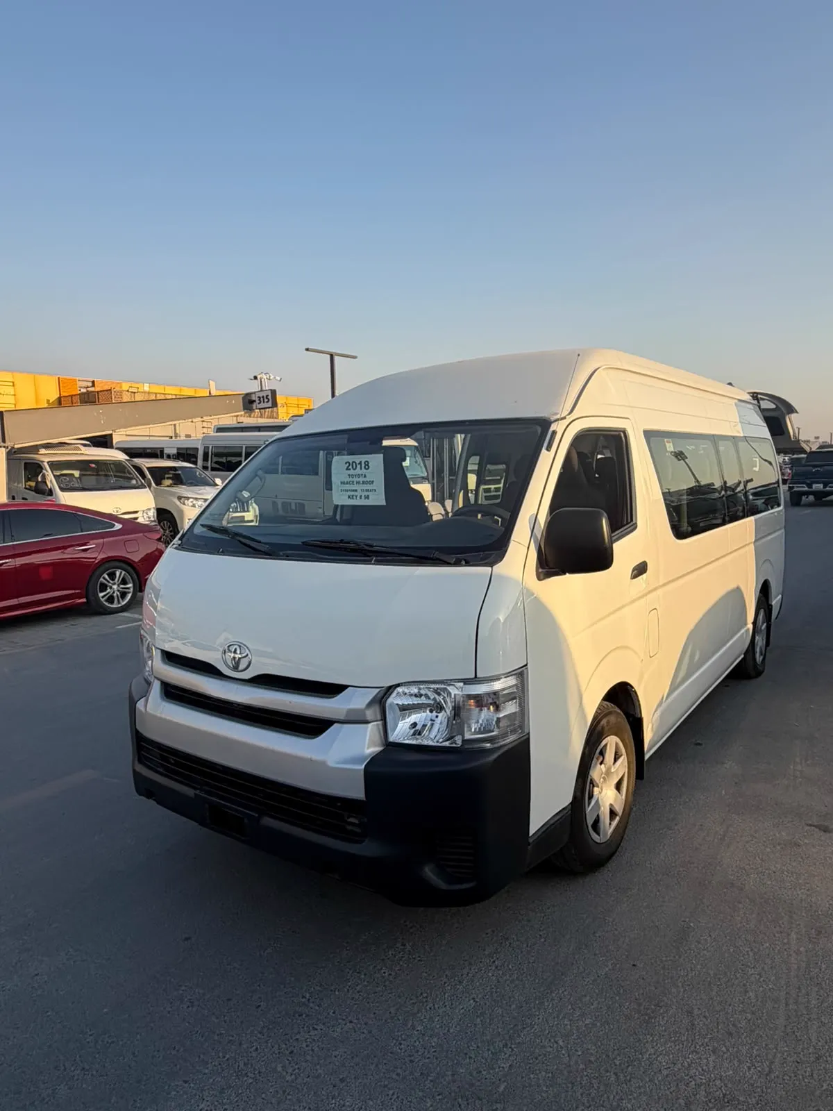 Toyota Hiace New Model — 12 to 16 Seat Modern Van — view 3